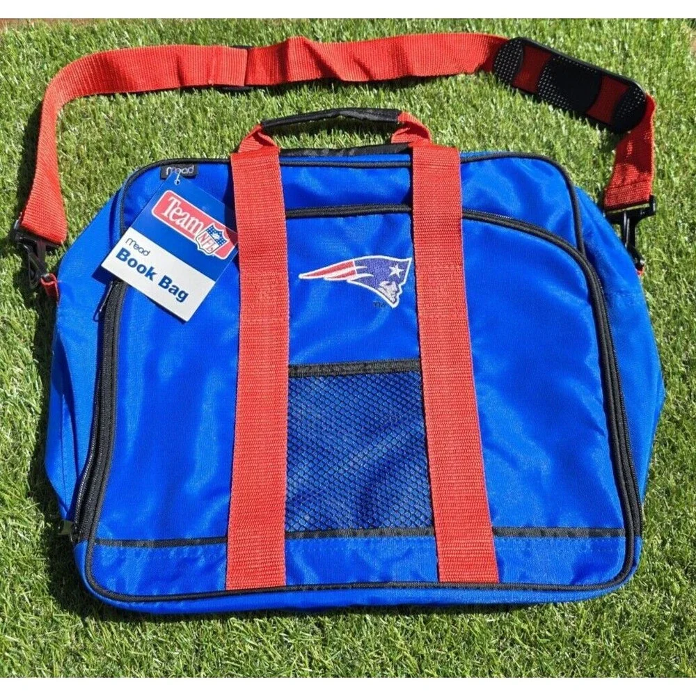 1990s Mead NFL New England Patriots Messenger Carry-on Gym Laptop Book Bag NWT